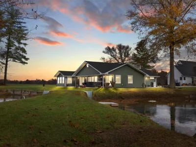 10977 E Seelyville Ave