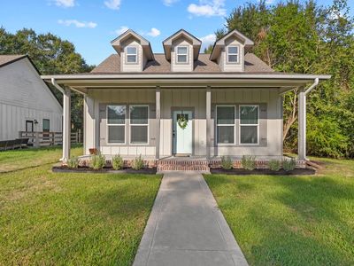 320 Lake St