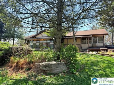 855 Sunrise Blvd