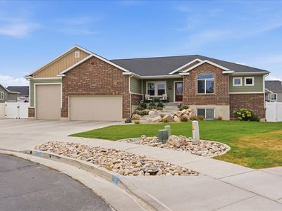 2611 W 1850 S
