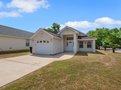 3211 Emerson Ln