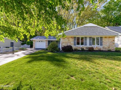 33 Imperia Place
