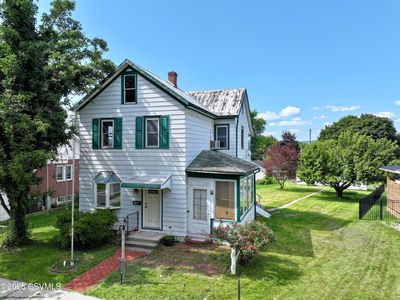 222 Maple St