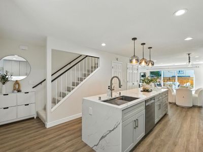 369 N Claremont St APT 3