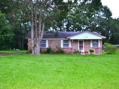 9130 Saint Elmo Cir N