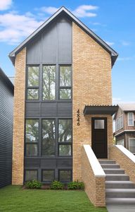 4846 N Hermitage Ave