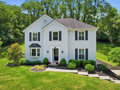6907 Wesselman Rd