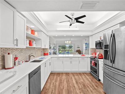 6045 Chardonnay LN #102