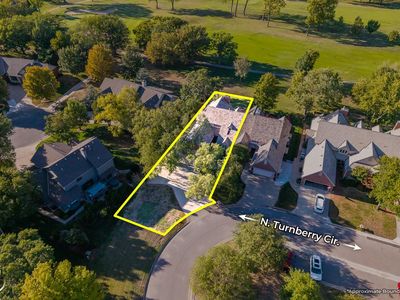 547 N Turnberry Cir