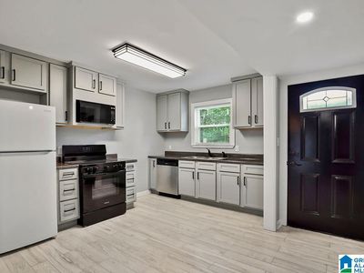 860 Beacon Pkwy E #860