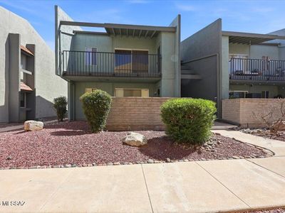 818 S Langley Ave Unit 201