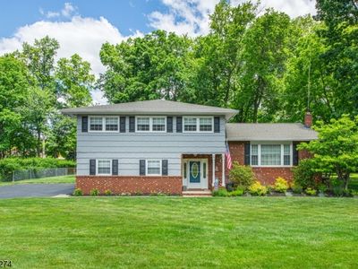 Property at 21 Whitegate Rd, Succasunna, NJ