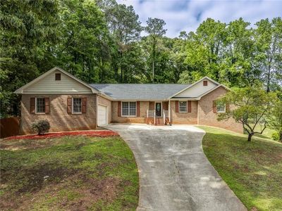 6646 Heathrow Ct