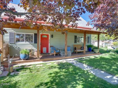 218 W Center St
