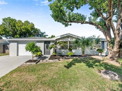9201 Hunt Club Ln