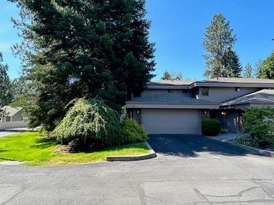 1524 E Cambridge Ln