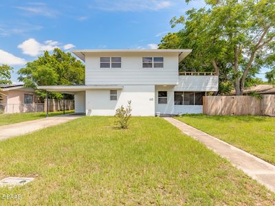 1318 Killian St