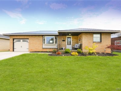 38 Greenway Blvd