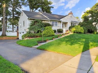 15 Plymouth Rd