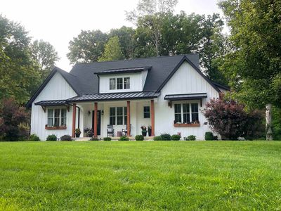 5801 N Shire Glen Dr