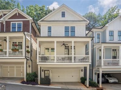 826 Grove Bnd