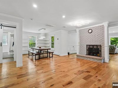 72 Sparrowbush Rd