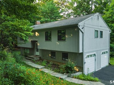Property at 518 Bennetts Farm Road, Ridgefield, CT