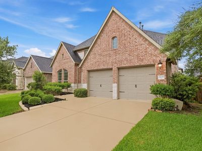 2239 Falcon Brook Dr