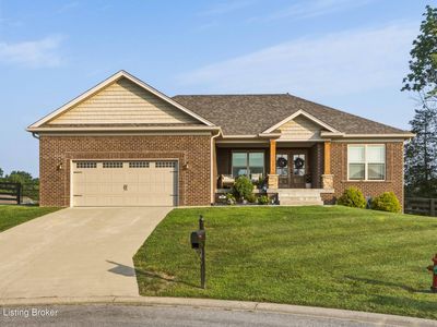 51 Birdseye Ct