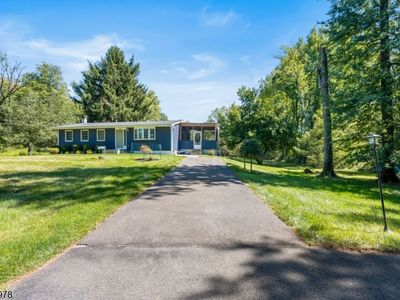 990 Croton Rd