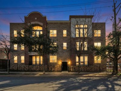 950 Henderson St #1214