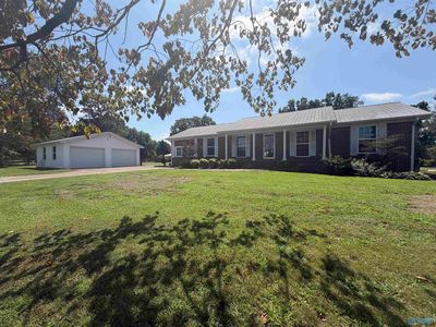 315 Circle Dr