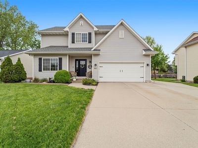 Property at 802 Edgewater Dr, Polk City, IA