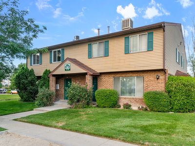 4176 S Oak Meadows Dr APT 10