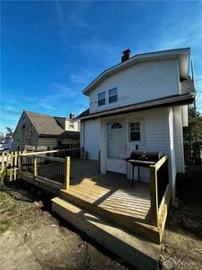 225 E Siebenthaler Ave