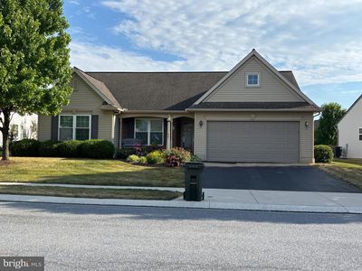 50 Bloomfield Dr