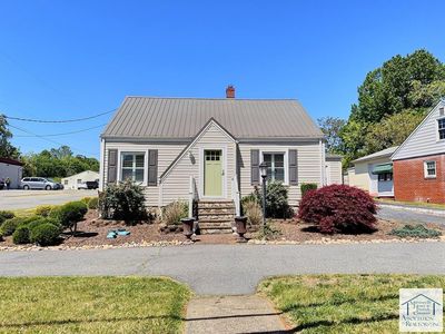 2405 Daniels Creek Rd