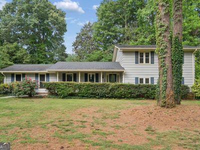 441 Village Green Ct SW