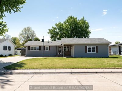 2427 Del Monte Ave