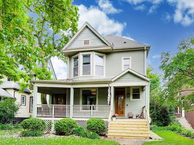 541 N Lombard Ave