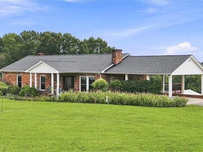 294 Clayton Dr