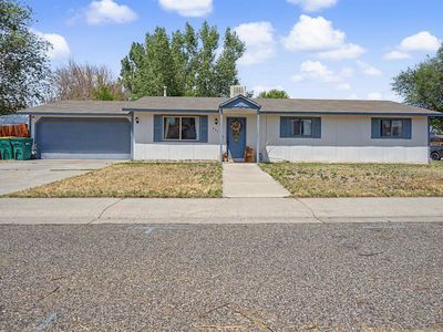 231 W Roberson Dr