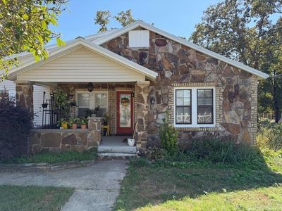 8119 Marche Lateral Rd