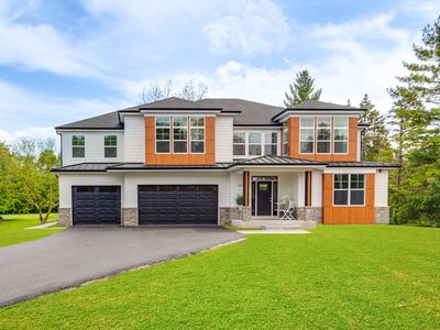 16112 W Woodbine Cir