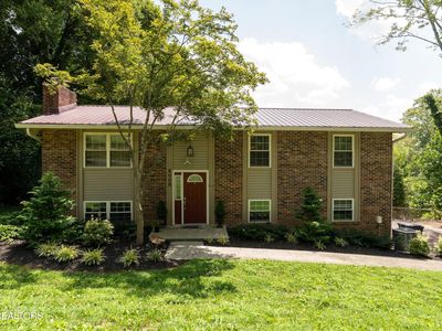 6008 Ridgewood Rd