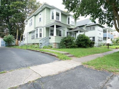 723-725 Parsells Ave