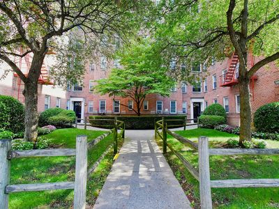 796 Bronx River Road #B38