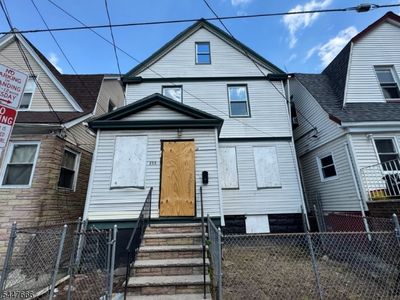 332 S 19Th St