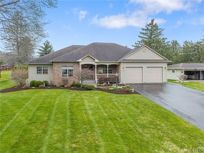 1239 Bell Dr