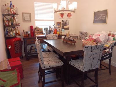 Property at 2806 Hackberry Dr, Ennis, TX